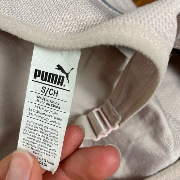 Puma Light Pink Sports Bra Small Women’s - Picture 2 of 5